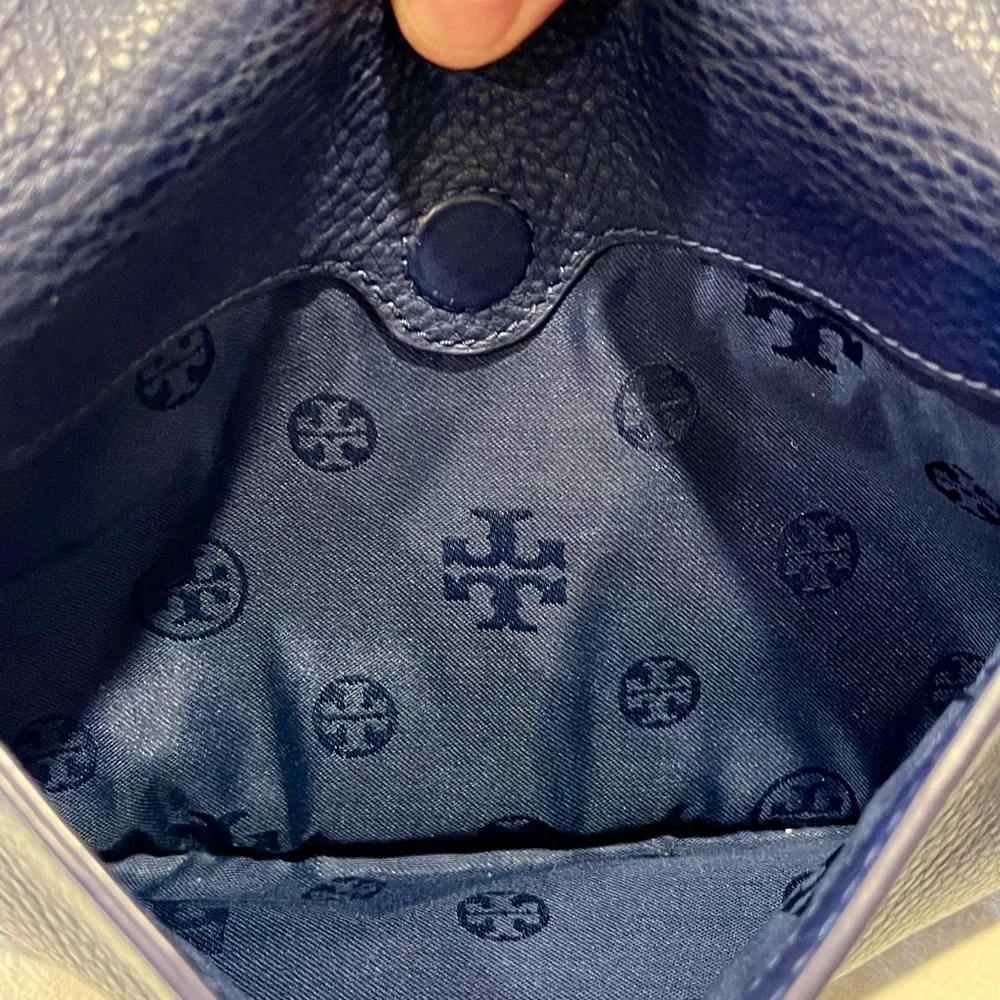 EUC Tory Burch Stunning Blue Shoulder/Crossbody Bag 
***GET IT QUICK ***!!! - Picture 11 of 11